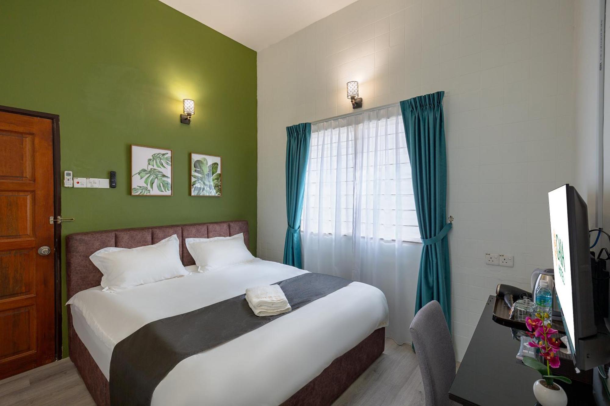 Gaia Hotel تانجونغ بونغاه المظهر الخارجي الصورة